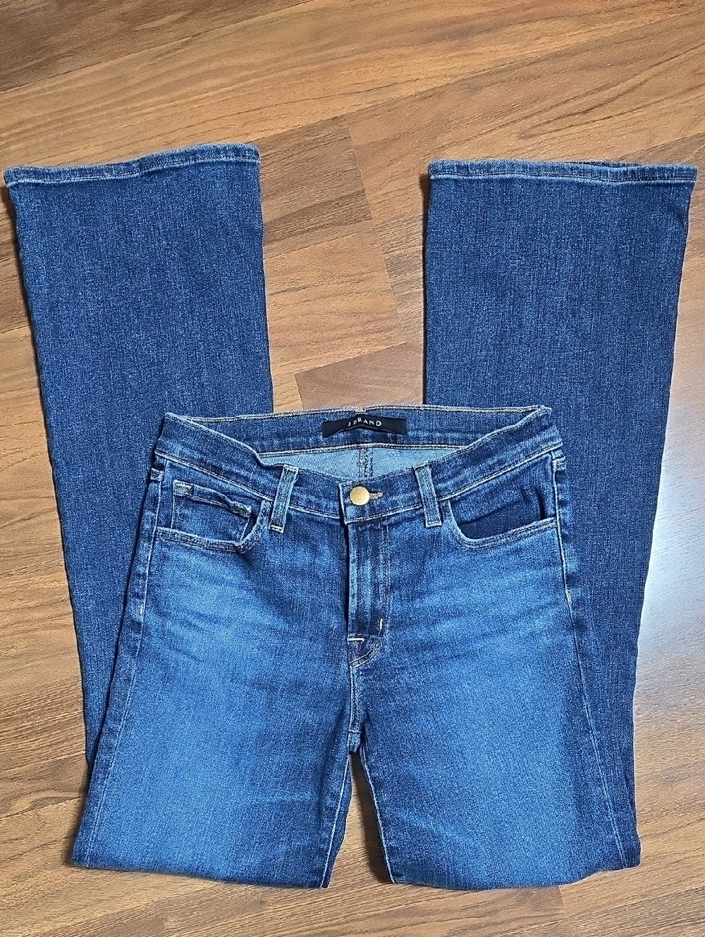 J Brand Sallie Mid-Rise Bootcut Jeans - Arcade